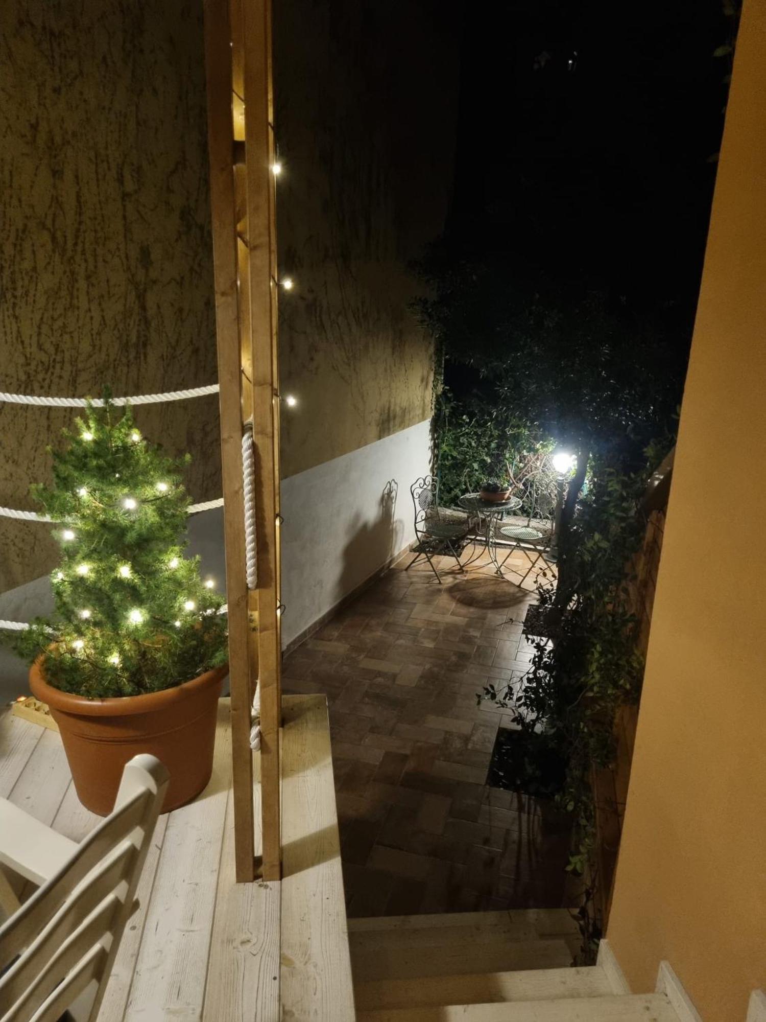 Cavana Cosy Apartment With Garden Near The Sea Триест Екстериор снимка